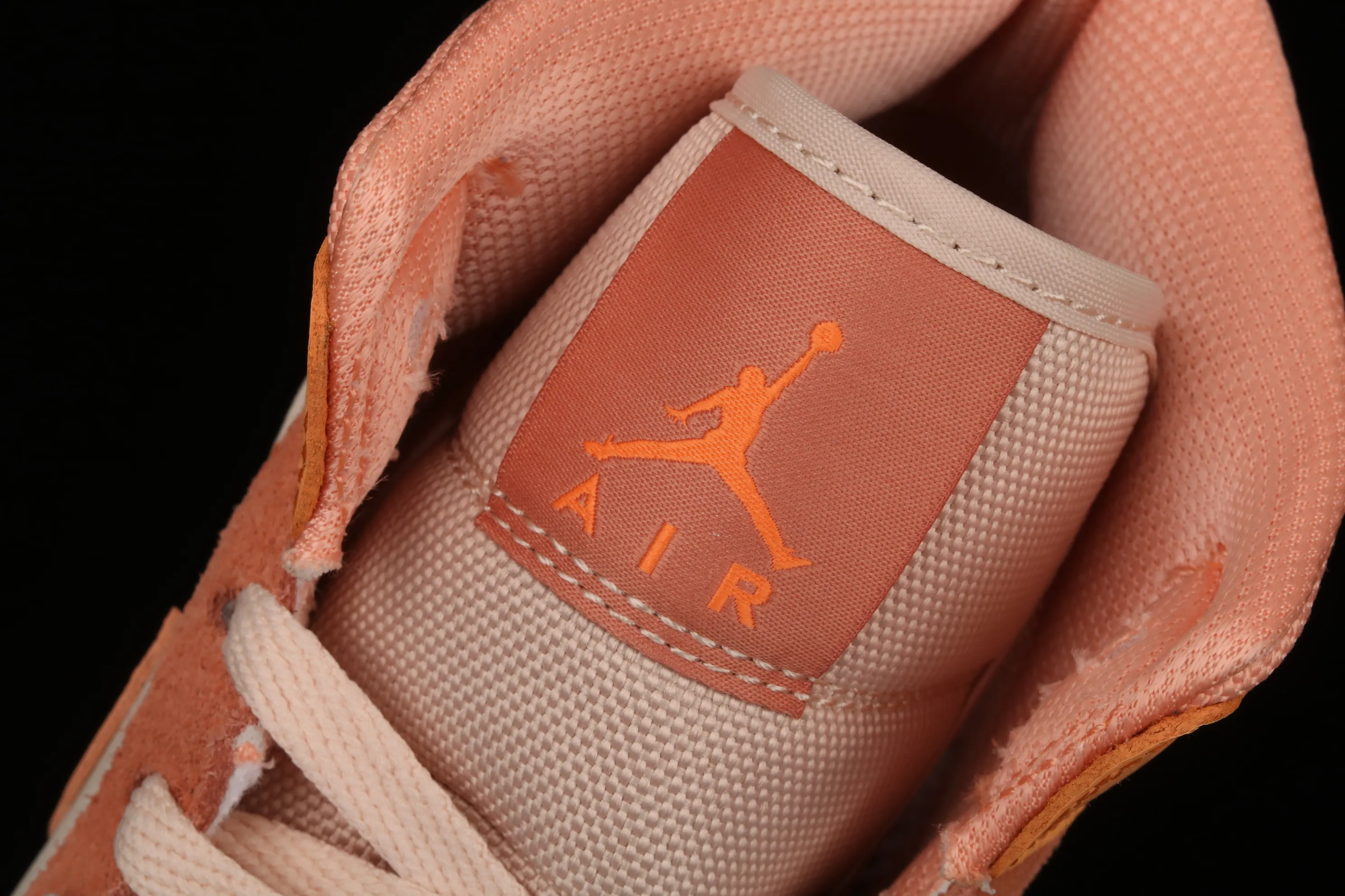 All categories Air Jordan Jordan series basketball shoes Air Jordan 1 Mid G version pure original Air Jordan 1 Mid SE AJ1 Joe 1 Chinese orange and pink splicing mid-top versatile casual sports sneakers DH4270-800